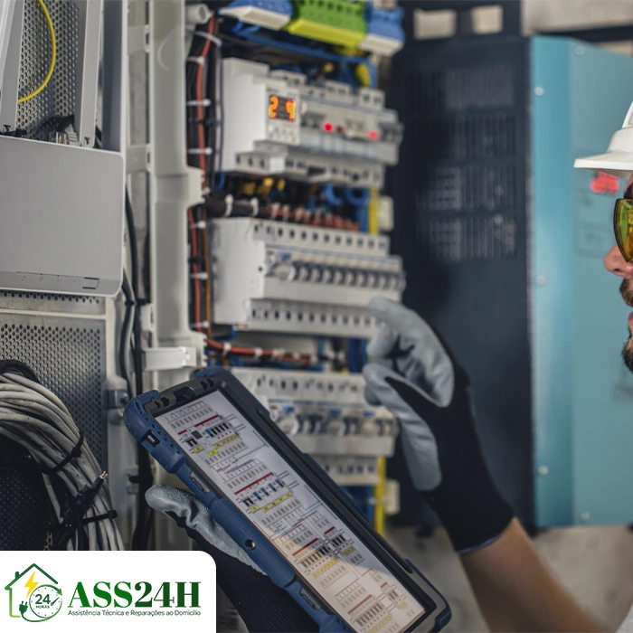 Técnico instalação eléctrica residencial